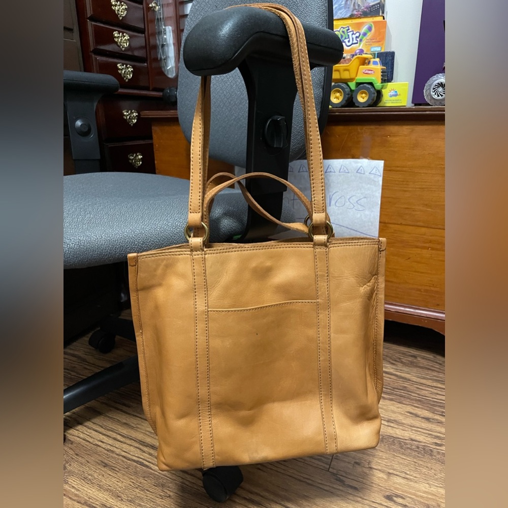 Margot leather tote
